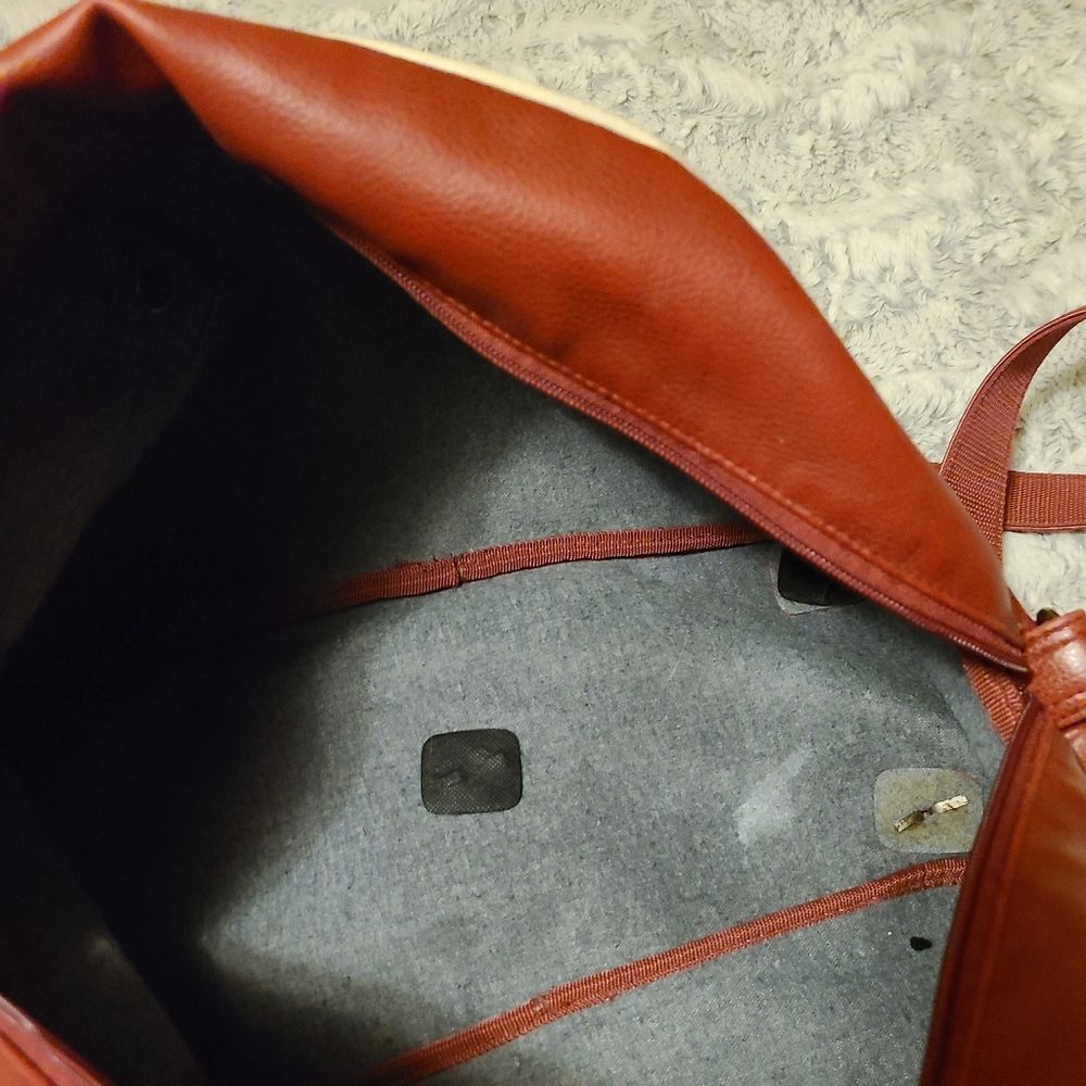 Vintage MTV Varsity Travel Bag - Picture 7 of 8